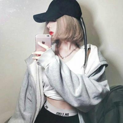 女生头像霸气超拽黑暗系真人高清图片(精选24张)