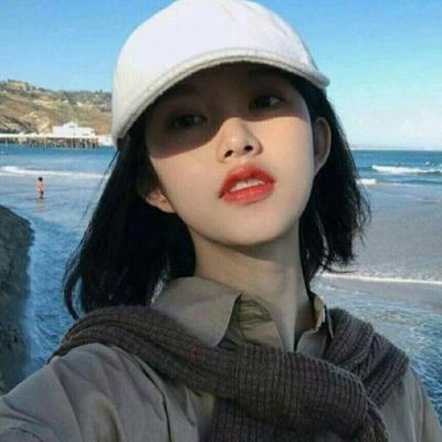 女生头像霸气超拽黑暗系真人高清图片(精选24张)