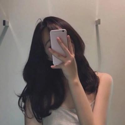 超好看女生自拍头像(精选28张)