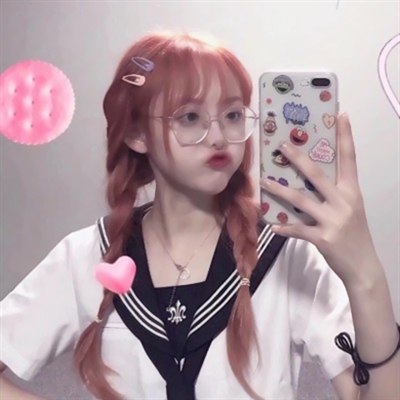 超好看女生自拍头像(精选28张)