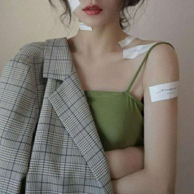 网红绿茶女头像(精选22张)