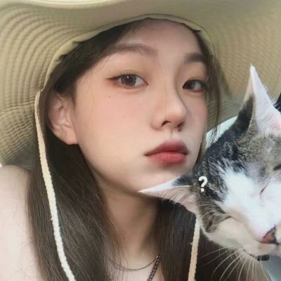 网红绿茶女头像(精选22张)