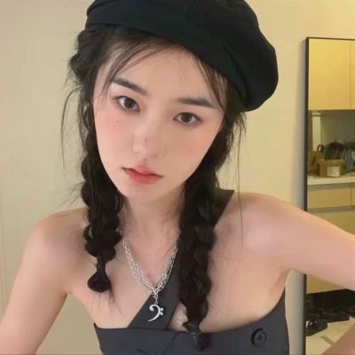 网红绿茶女头像(精选22张)