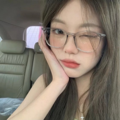 小众真人女生头像(24张)