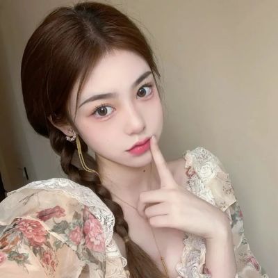 小众优质真人女头像(22张)