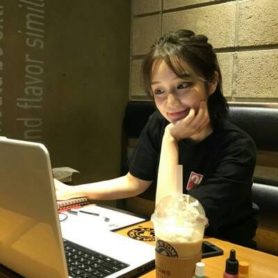 呆萌吃货女生头像(精选24张)