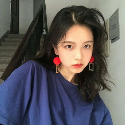 吸引人的女性头像(精选24张)