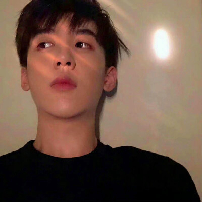 2023最火的图片头像男(精选24张)