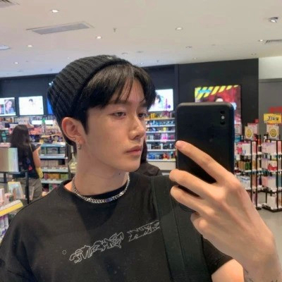 2023最火的图片头像男(精选24张)