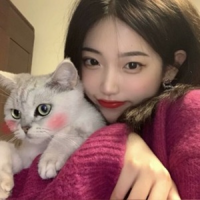 2023新款好看的头像女生(精选26张)