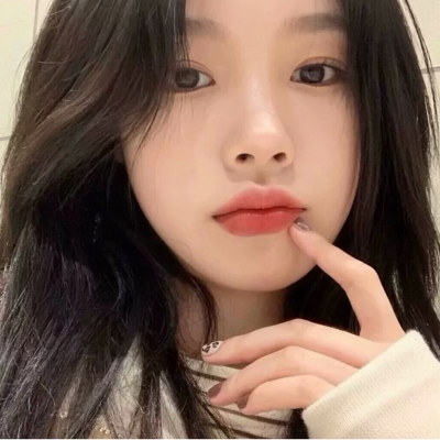 2023新款好看的头像女生(精选26张)