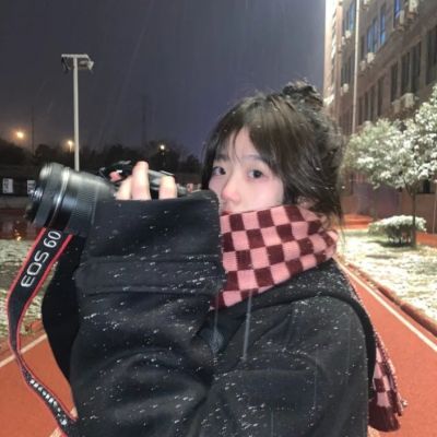 2023新款好看的头像女生(精选26张)