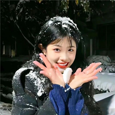 2023新款好看的头像女生(精选26张)