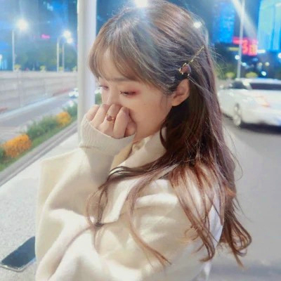 2023新款好看的头像女生(精选26张)