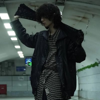 最近很火的摆烂人头像男(精选18张)