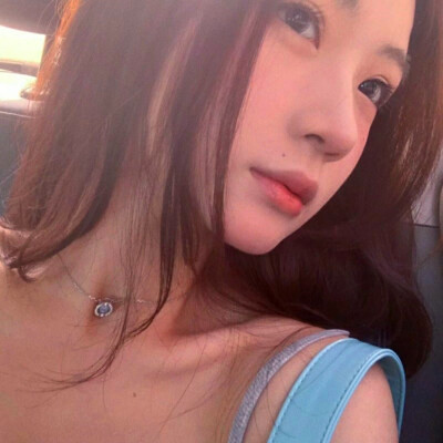 好看女生真人头像清晰正脸(精选24张)