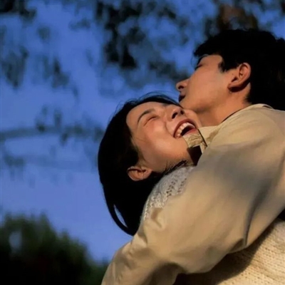 情侣头像一男一女真人分开(精选18张)