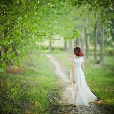 四十岁女人淡雅气质头像(24张)