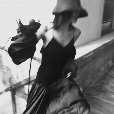 黑白御姐范的头像高清(精选22张)