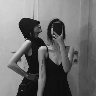 黑白御姐范的头像高清(精选22张)