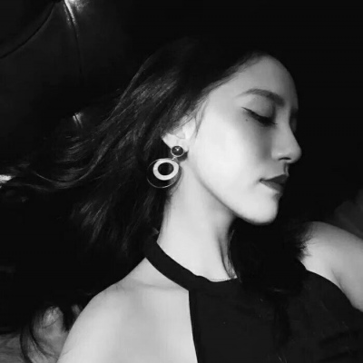 黑白御姐范的头像高清(精选22张)