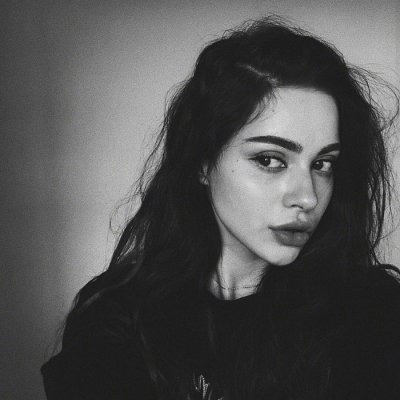 女头霸气御姐黑白(精选18张)