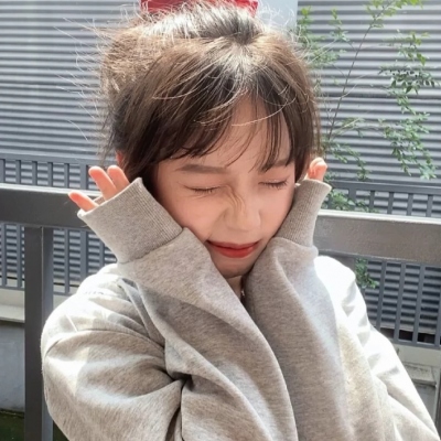 时尚美女扣扣头像真人(16张)