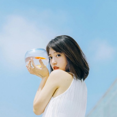 超好看的女生头像真人清新(26张)