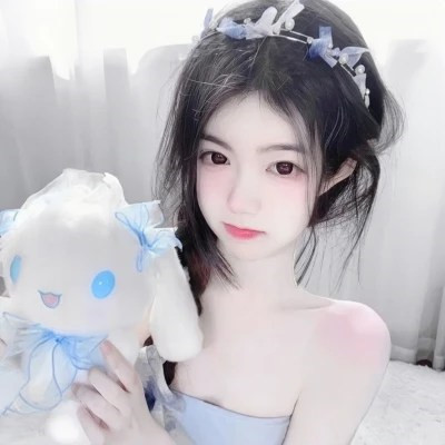 2023新款好看的头像真人(34张)