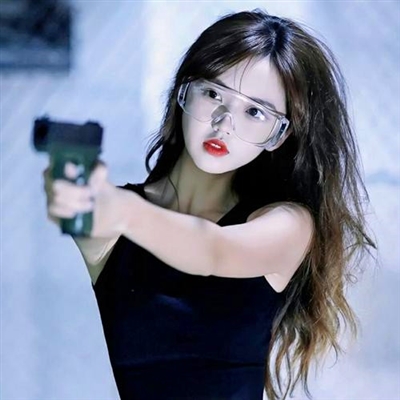 抖音最适合的女生头像真人(18张)