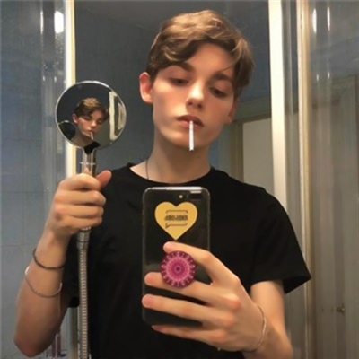 让男生一眼就心动的头像(26张)