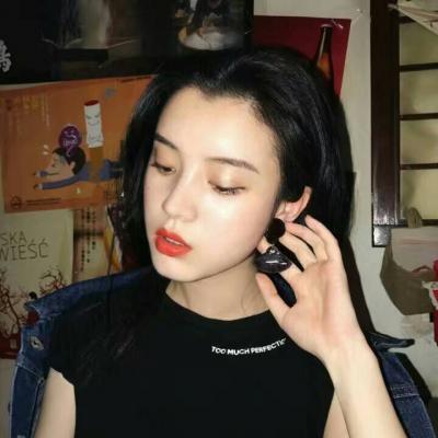 吸引人的头像女生可爱(精选24张)