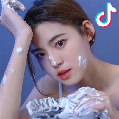 高清带有logo标志的精美头像图片(24张)