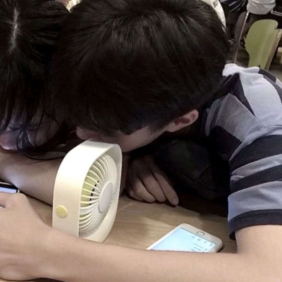 抖音网红动漫情侣头像(精选22张)