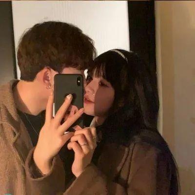 2023情侣微信头像(精选22张)