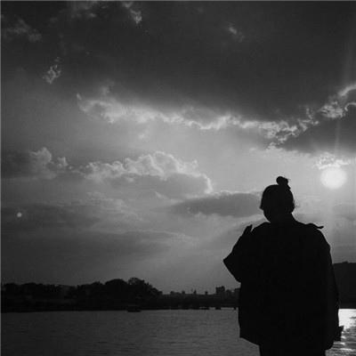 黑白系列情侣头像(精选18张)