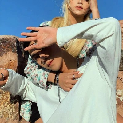 高级感不俗气的情侣头像(精选22张)