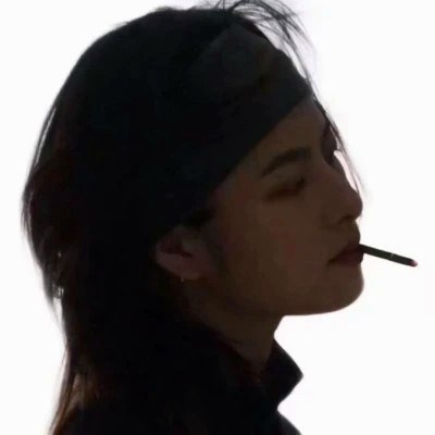 高级感不俗气的情侣头像(精选22张)