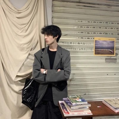 高级感不俗气的情侣头像(精选22张)