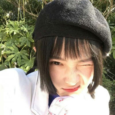 好看的戴帽子女头像(精选22张)