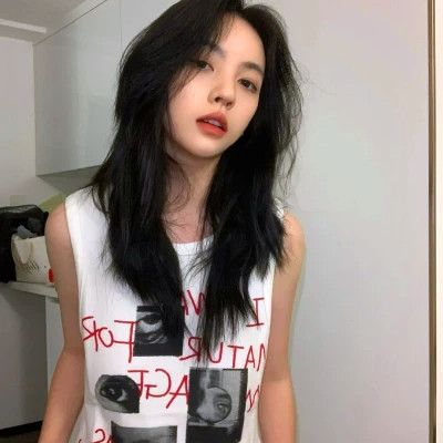 高端大气女性头像(30张)