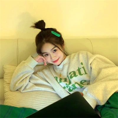 高端大气女性头像(30张)