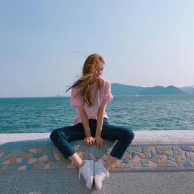 高端大气女性头像(30张)