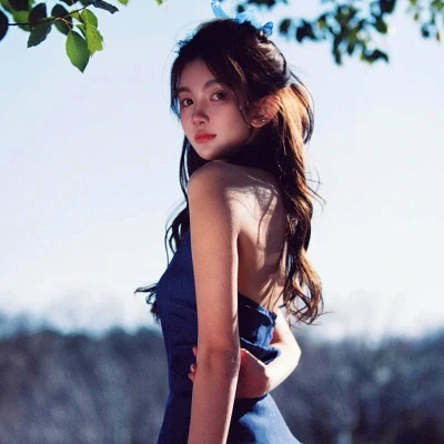 高端大气女性头像(30张)