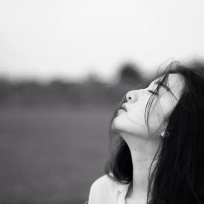 女生伤感心碎的头像(24张)