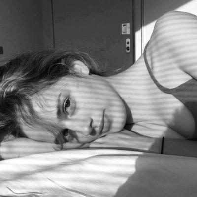 女生伤感心碎的头像(24张)