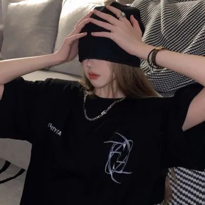 微信真人女生简单气质头像(18张)