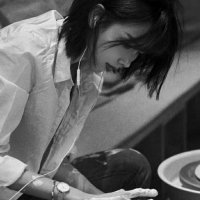 痛到心碎的头像(28张)