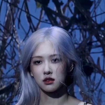 超仙气的意境蓝色系女头像(精选24张)