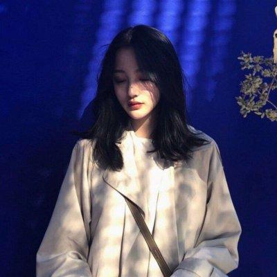 超仙气的意境蓝色系女头像(精选24张)